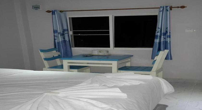 Wattana Hill Resort Sattahip Extérieur photo